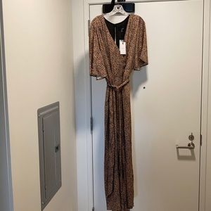 Women’s One-piece Pantsuit 1X Never worn.